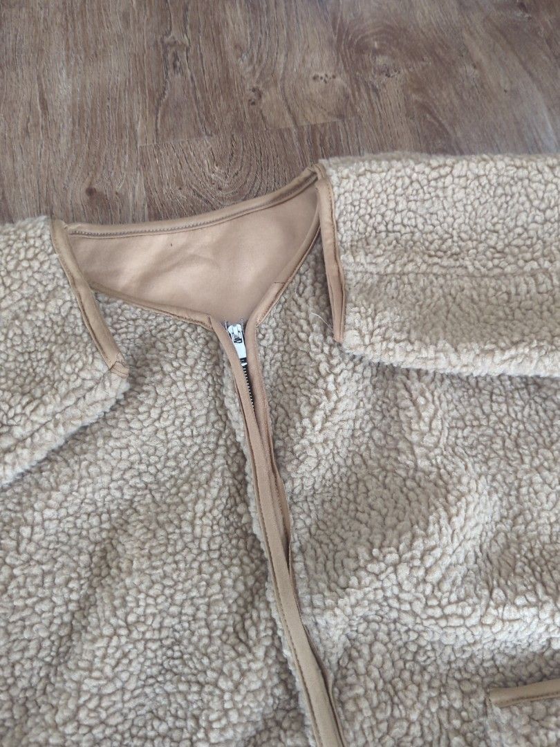 Fuzzy best sale tan jacket
