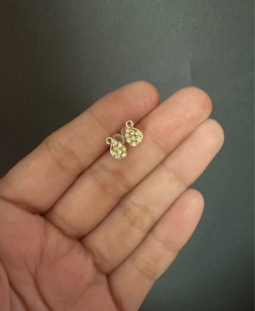Gold swan outlet earrings