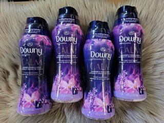 Downy Infusions Calm Lavender & Vanilla Scent Booster 422g (14.8oz)
