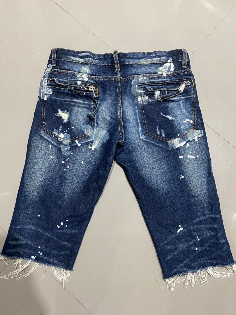 DSQUARED SHORTS (Category: Shorts) located in Manila. Submitted by ackermanla20331 (Listing ID 1251933564, Image 3). Description: Dm .