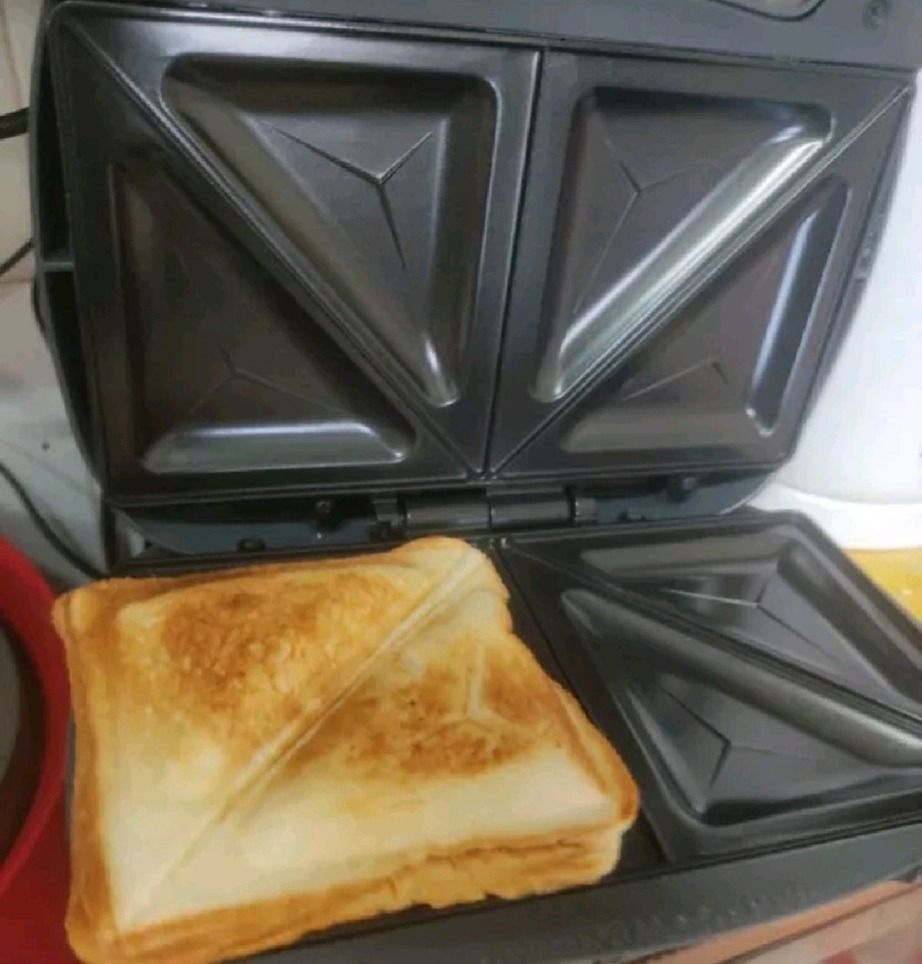 ELBA SANDWICH MAKER TV Home Appliances Kitchen Appliances
