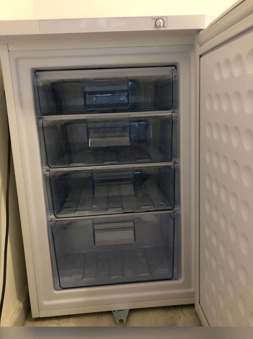 Farfalla Freezer for breast milk, TV & Home Appliances, Kitchen