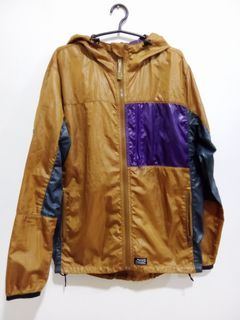 Fingercroxx windbreaker