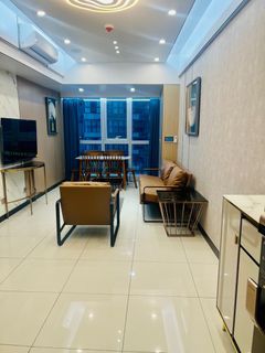 FOR LEASE-3BR in Uptown Parksuites T1,BGC