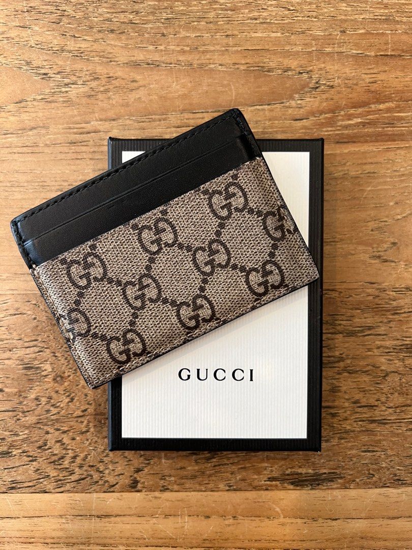 Gucci Kingsnake Print GG Supreme Card Holder, Men's Fashion, Watches &  Accessories, Wallets & Card Holders on Carousell