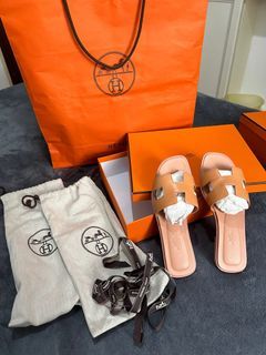 SOLD))Bnib Hermes Rouge Oran Sandals Size 35, Luxury, Sneakers & Footwear  on Carousell