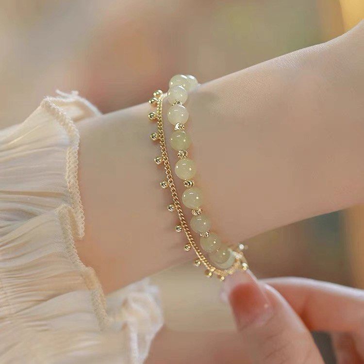 Girl hot sale with bracelets