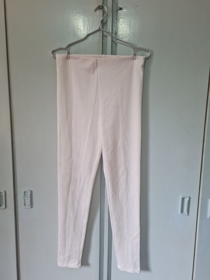 H&M Leggins, Women's Fashion, Bottoms, Other Bottoms on Carousell