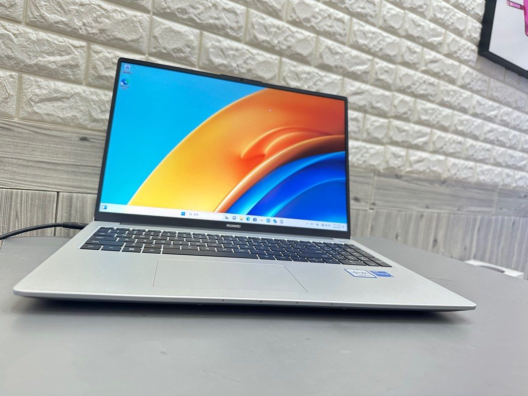 HUAWEI MateBook D16 i5-12450H 16+512Gbssd 香港行完美靚機靚電池鋪頭