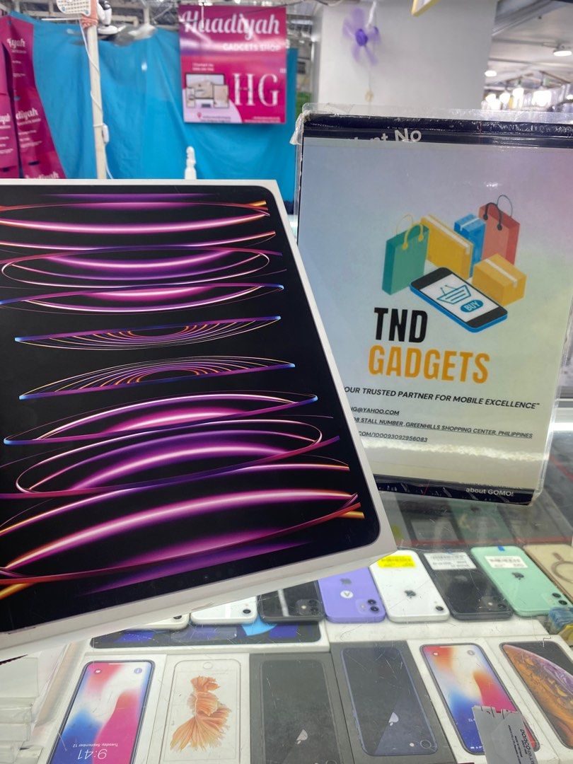 Ipad pro m2 12.9 inch 256gb (Category: iPad) located in Pasig City. Submitted by melissaomb01623 (Listing ID 1251901998, Image 3). Description: Ipad pro m2 12.9 inch 256gb wifi+cellular Brand new sealed ntc variant 1 year warranty in Apple pick up store in greenhills shopping center we do cod in metro manila and near provinces just add sf only..
