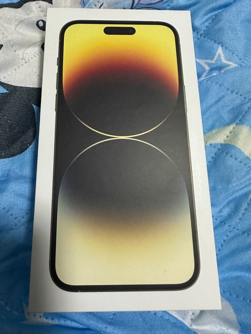 iPhone 14 pro max 128gb (Category: iPhone 14 Series) located in Singapore. Submitted by wannss_ (Listing ID 1251987020, Image 1). Description: Battery capacity 97%.