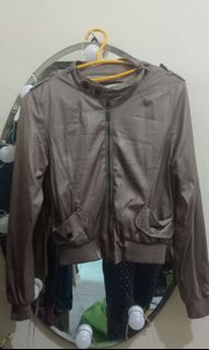 (Kategori: ) berada di . Dikirim oleh tickaa (ID iklan 1251836602, Gambar 1). Deskripsi: .