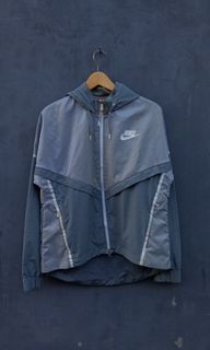 (Kategori: ) berada di . Dikirim oleh second_brand321 (ID iklan 1251860872, Gambar 1). Deskripsi: .