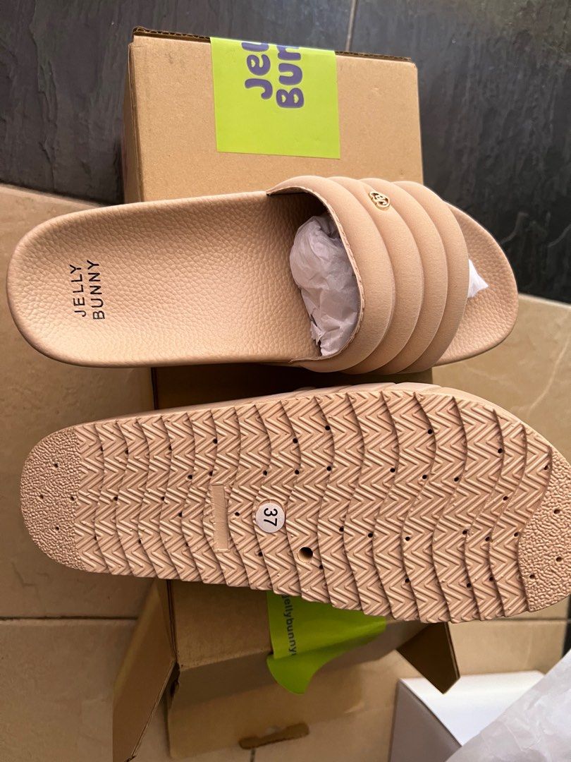 Sandal sale jelly bunny