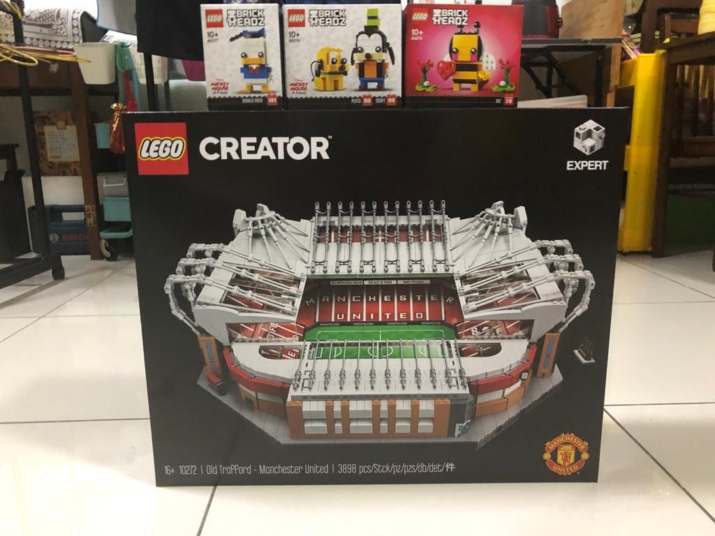 Lego creator expert anfield shop