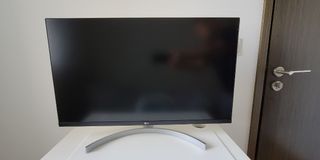 LG 32UN650-W
