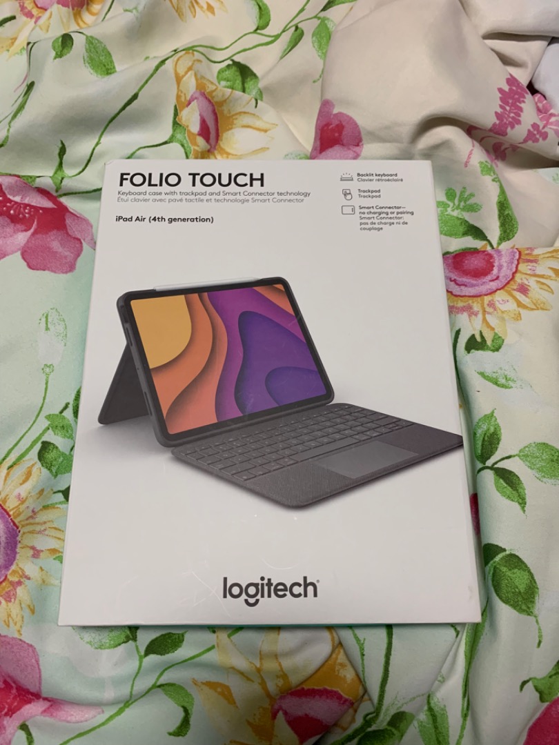 Logitech Folio Touch with Keyboard Case iPad Air (4th/5th Generation