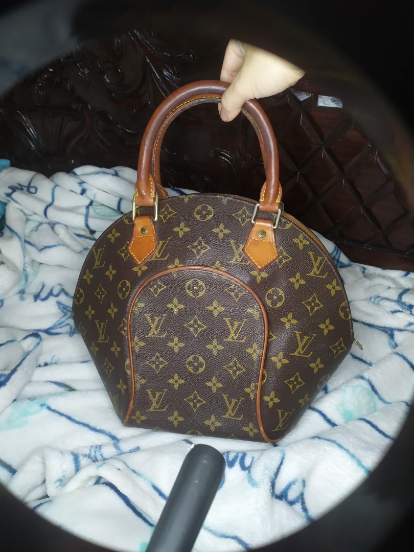 😳LOUIS VUITTON (LV) ELLIPSE MM WITH CODE😳‼️, Luxury, Bags