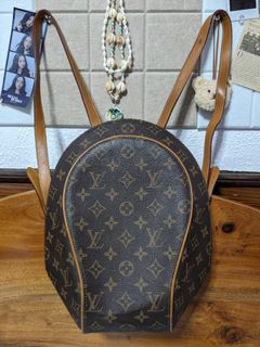 (Category: ) located in . Submitted by shopoocs (Listing ID 1251990827, Image 1). Description: .