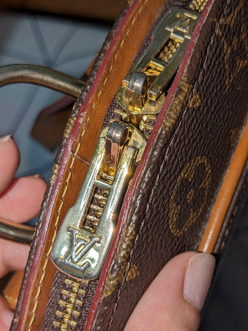 Louis Vuitton Monogram Bag, Luxury, Bags & Wallets on Carousell