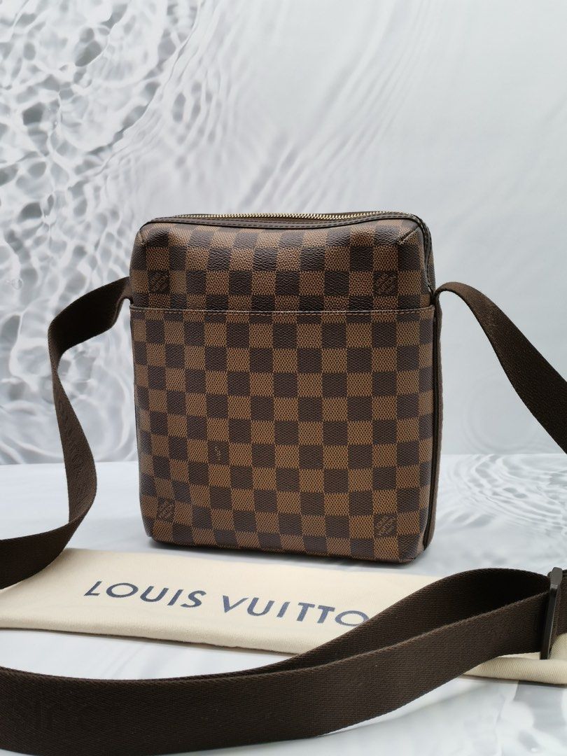 Louis Vuitton Trotteur Beaubourg Handbag Damier