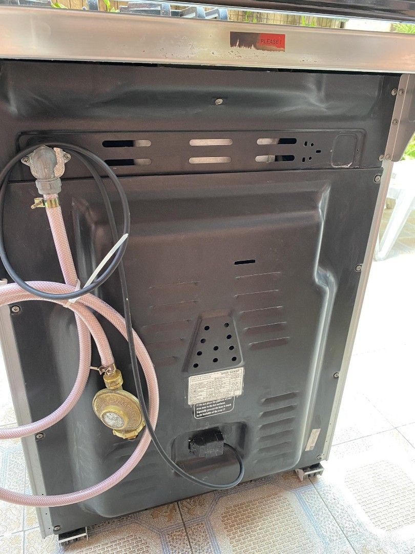 Markes and Maximus Gas Range, TV & Home Appliances, Kitchen Appliances