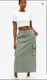 MONKI- Green cargo maxi skirt