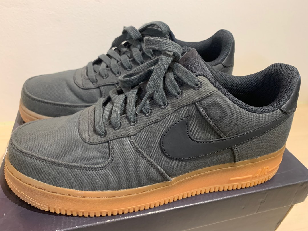 Air force 1 hotsell grey gum sole