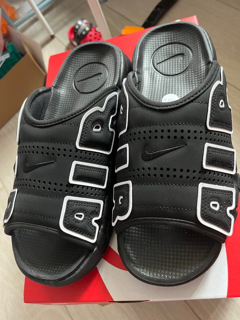 全新Nike More Uptempo Slide, 男裝, 鞋, 拖鞋- Carousell