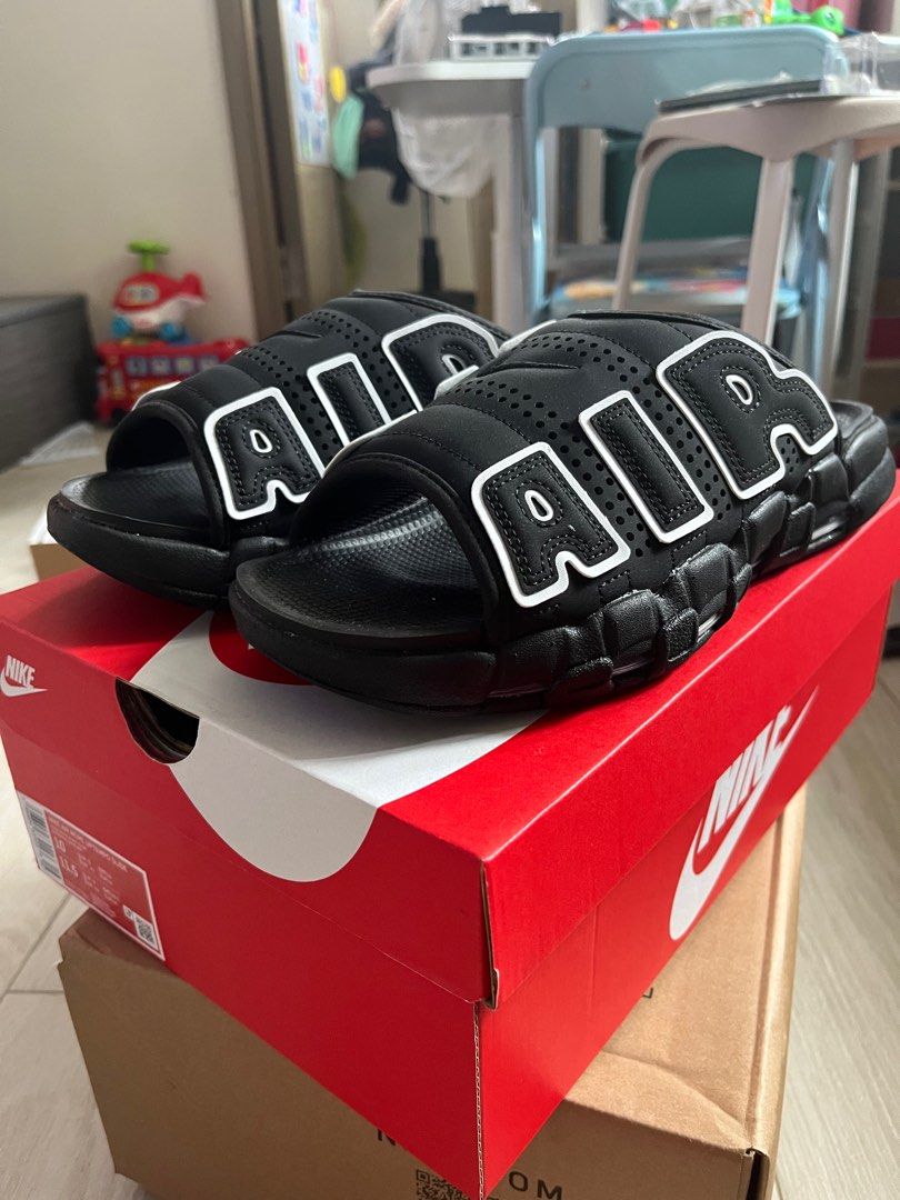 全新Nike More Uptempo Slide, 男裝, 鞋, 拖鞋- Carousell