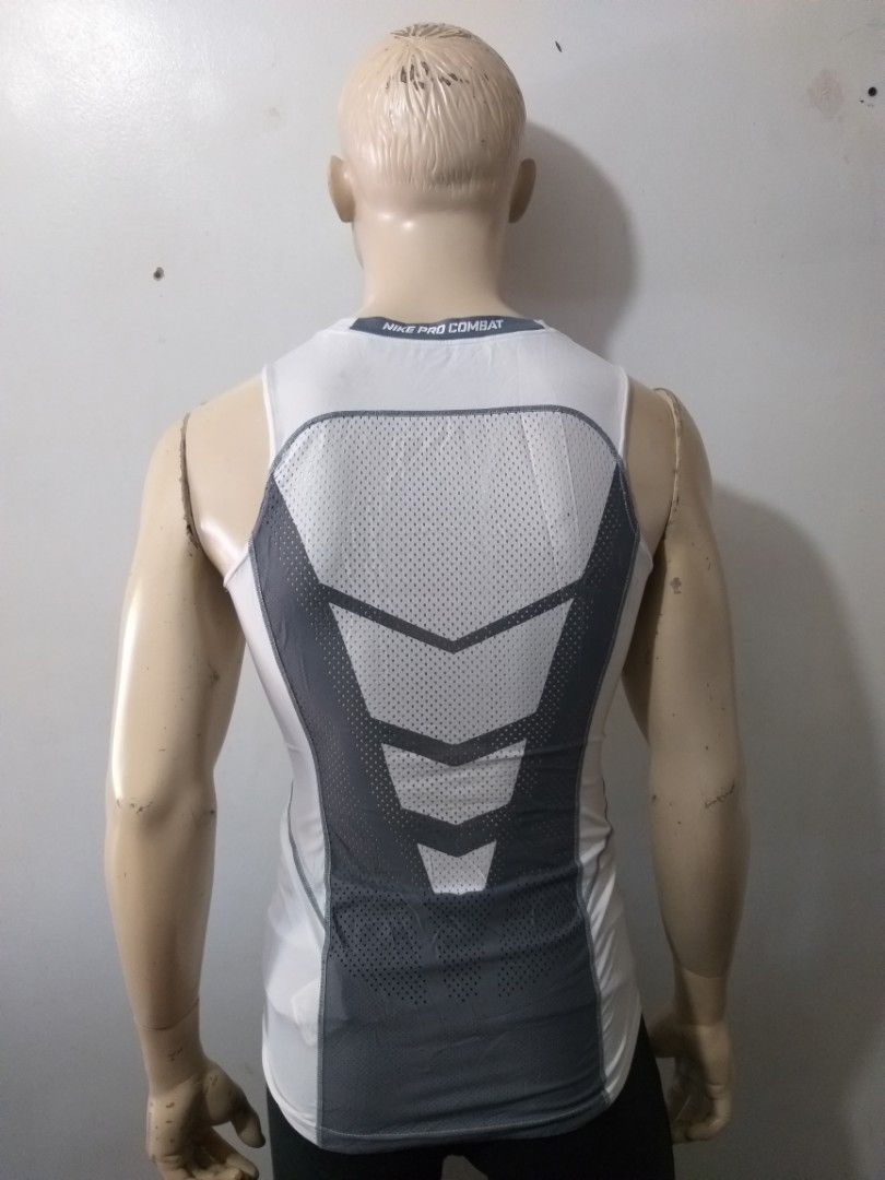 Nike Pro Combat Hypercool Skull, Men's Fashion, Activewear on Carousell