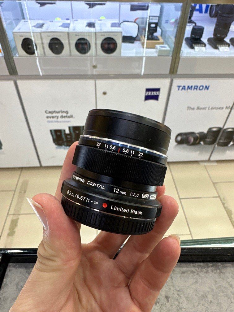 Olympus 12mm f2 occasion clearance