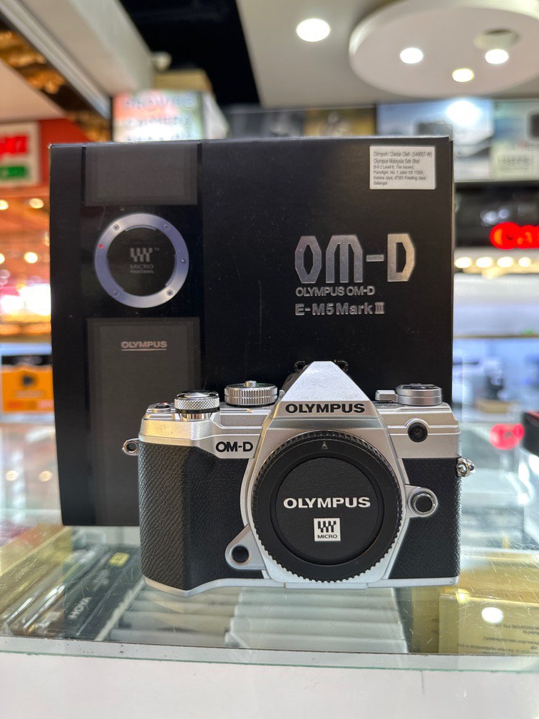 Olympus EM5 Mark III , EM5 Mark 3 Body (SC2600), Photography, Cameras