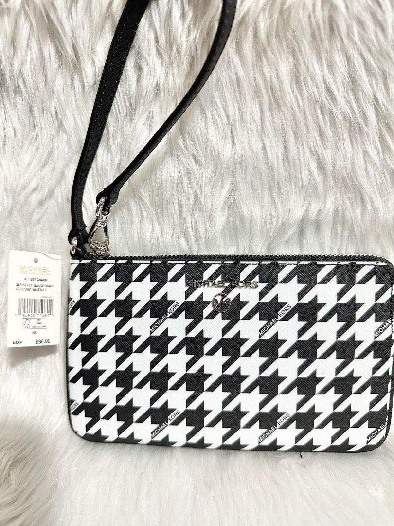 Michael kors gusset wristlet top