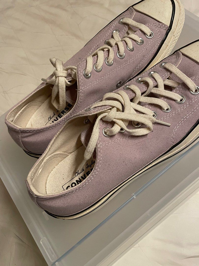 Dust clearance pink converse