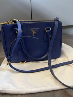 Prada Galleria Lux Small in Black Saffiano Leather, Luxury, Bags & Wallets  on Carousell