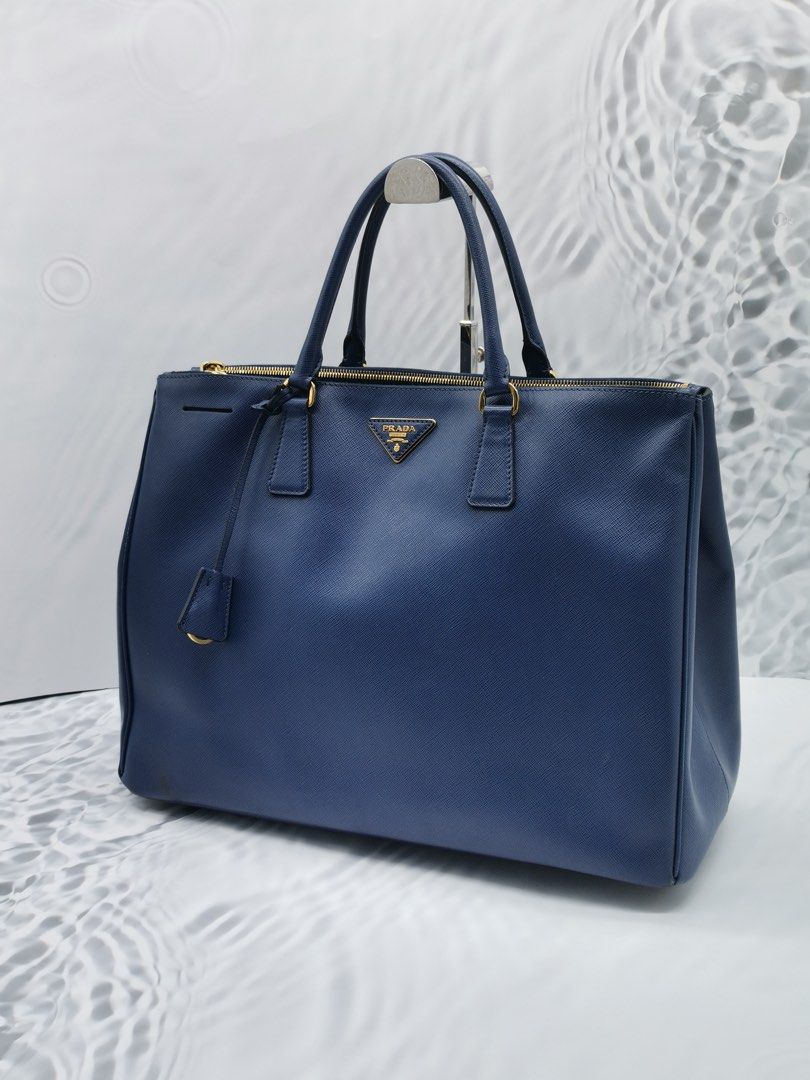 Review: Prada Saffiano Lux / Galleria Double Zip Tote Bag - Extra Petite