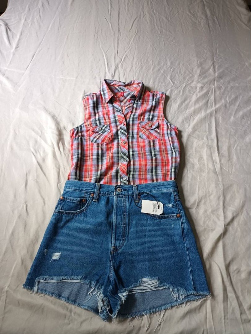 Bundle Checkered Sleeveless Blouse (Category: Sleeveless) located in Quezon City. Submitted by margas_essentials (Listing ID 1251885000, Image 2). Description: Preloved checkered sleeveless blouse Size: small to medium No brand Free for any purchase from my shop Red checkered sleeveless blouse lacks 1 button but not noticeable NOTE: denim shorts in the post not included (shown for styling/reference only).