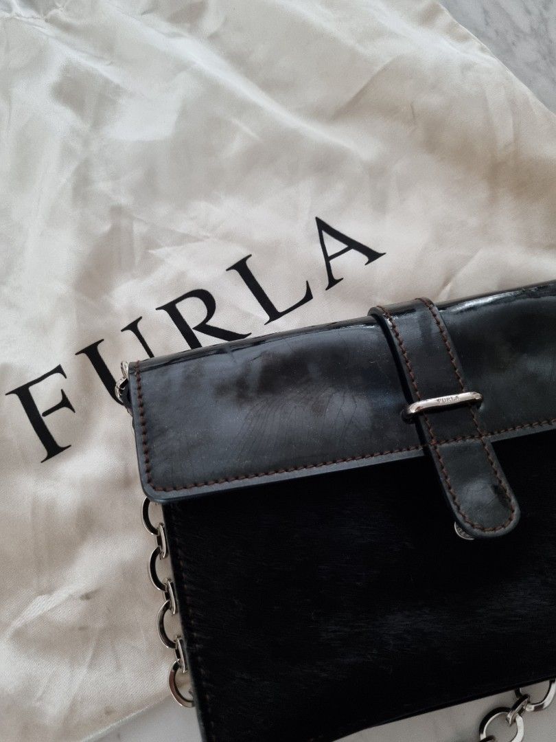 Furla discount black clutch