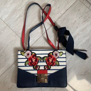 preloved sling bag / hand bag ALDO original