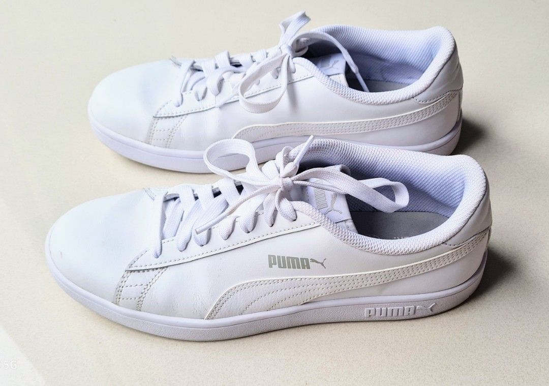 Puma low on sale top sneakers