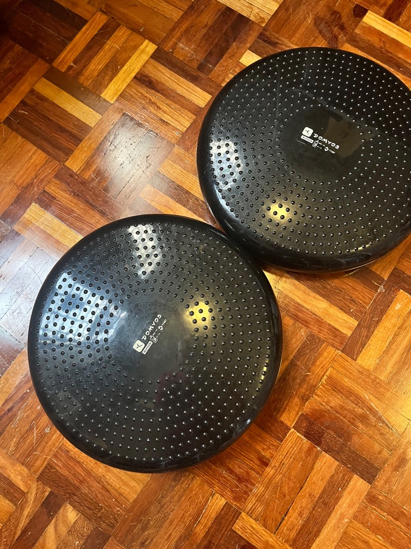 Reversible and adjustable softdisc balance Cushion Sports