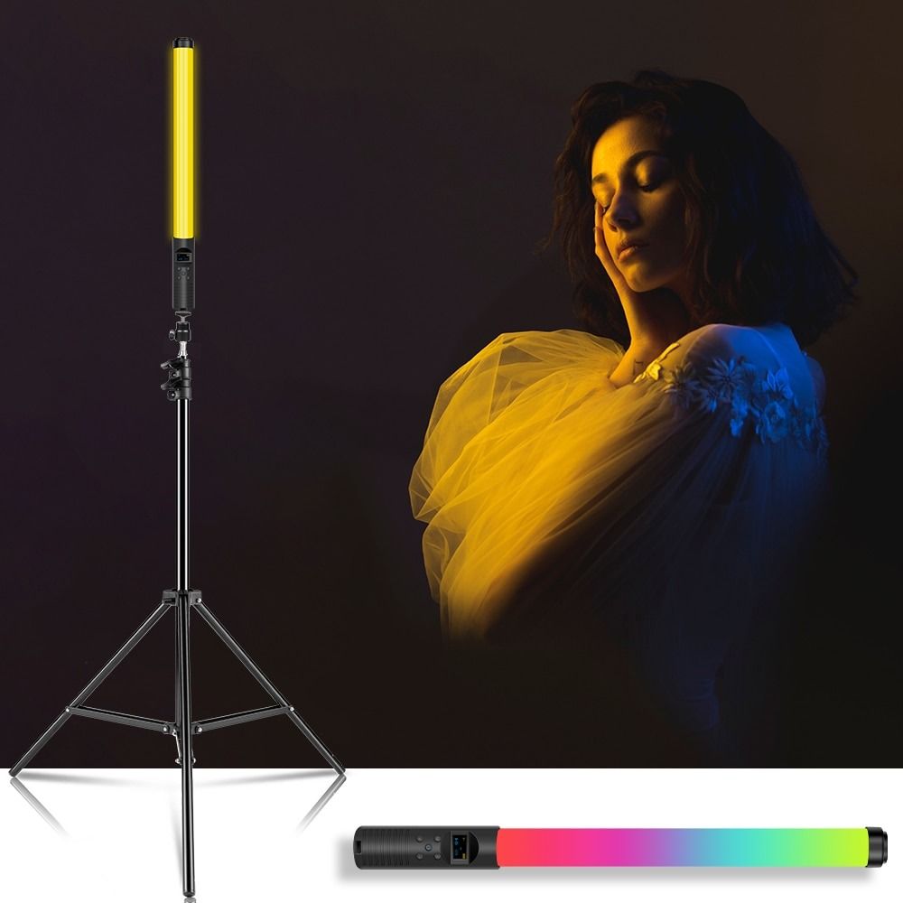 Light Stick RGB Soonpho P13 – Luce LED Portatile Con Schermo LCD, 36000 Colori, 2500-9000K, 39 Effetti FX, Magneti Integrati, Microfono Per Musica, Per Fotografia E Vlogging