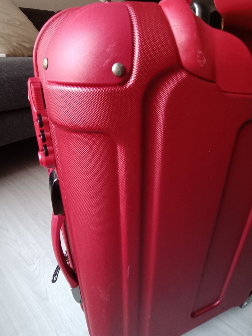 Slazenger 20 inch luggage with TSA lock (red color), Hobbies & Toys