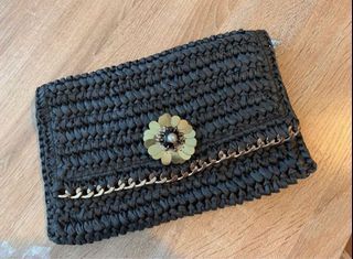 straw clutch