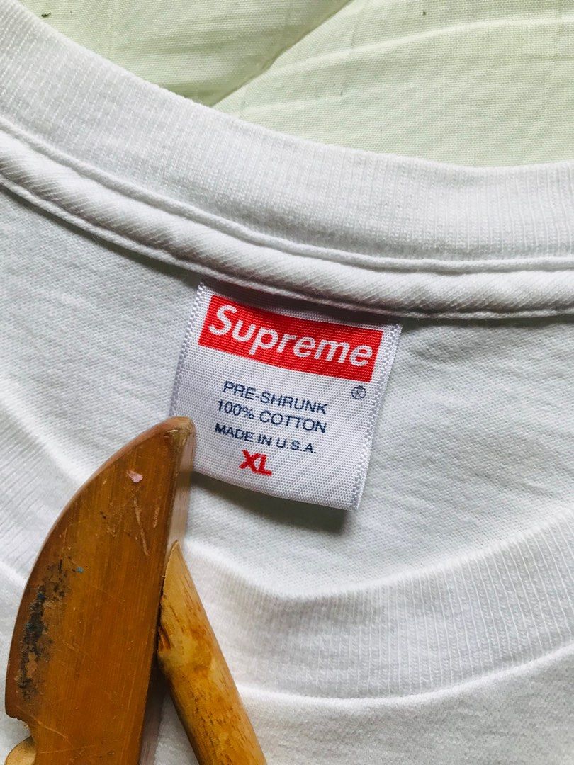 Supreme authentic tag top