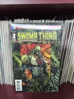 Swamp thing 1 one shot lenticular cover