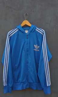 (Kategori: ) berada di . Dikirim oleh second_brand321 (ID iklan 1251864861, Gambar 1). Deskripsi: .