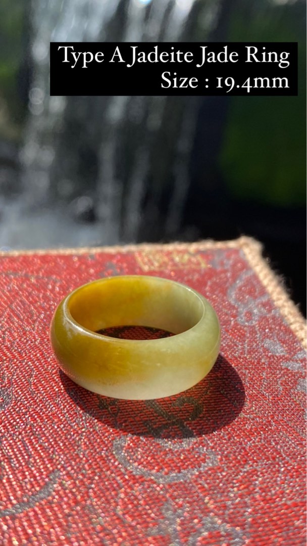 Type A yellow brown and white ombre ring size 19.4mm