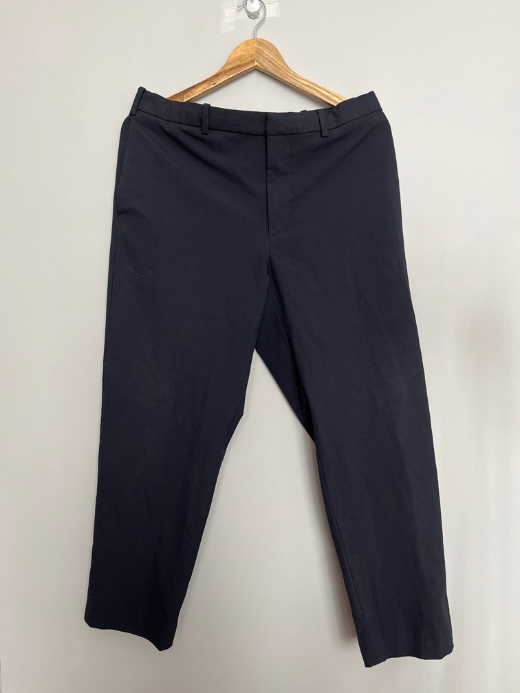 Uniqlo Navy Smart Ankle Pants on Carousell